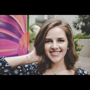 Meet your Posher, Allison